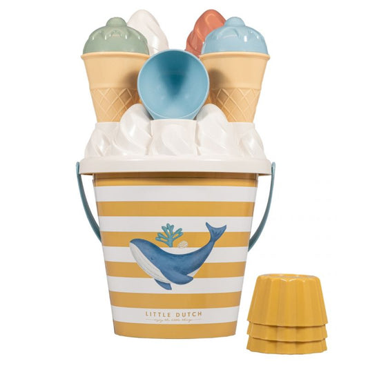 Set da spiaggia gelati e cupcake